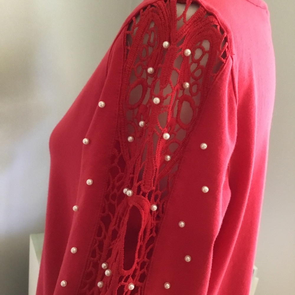 Quacker Factory Top With Pearl Design - image 5